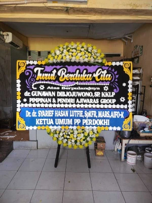 Papan Bunga di Pasar Induk Kramat Jati